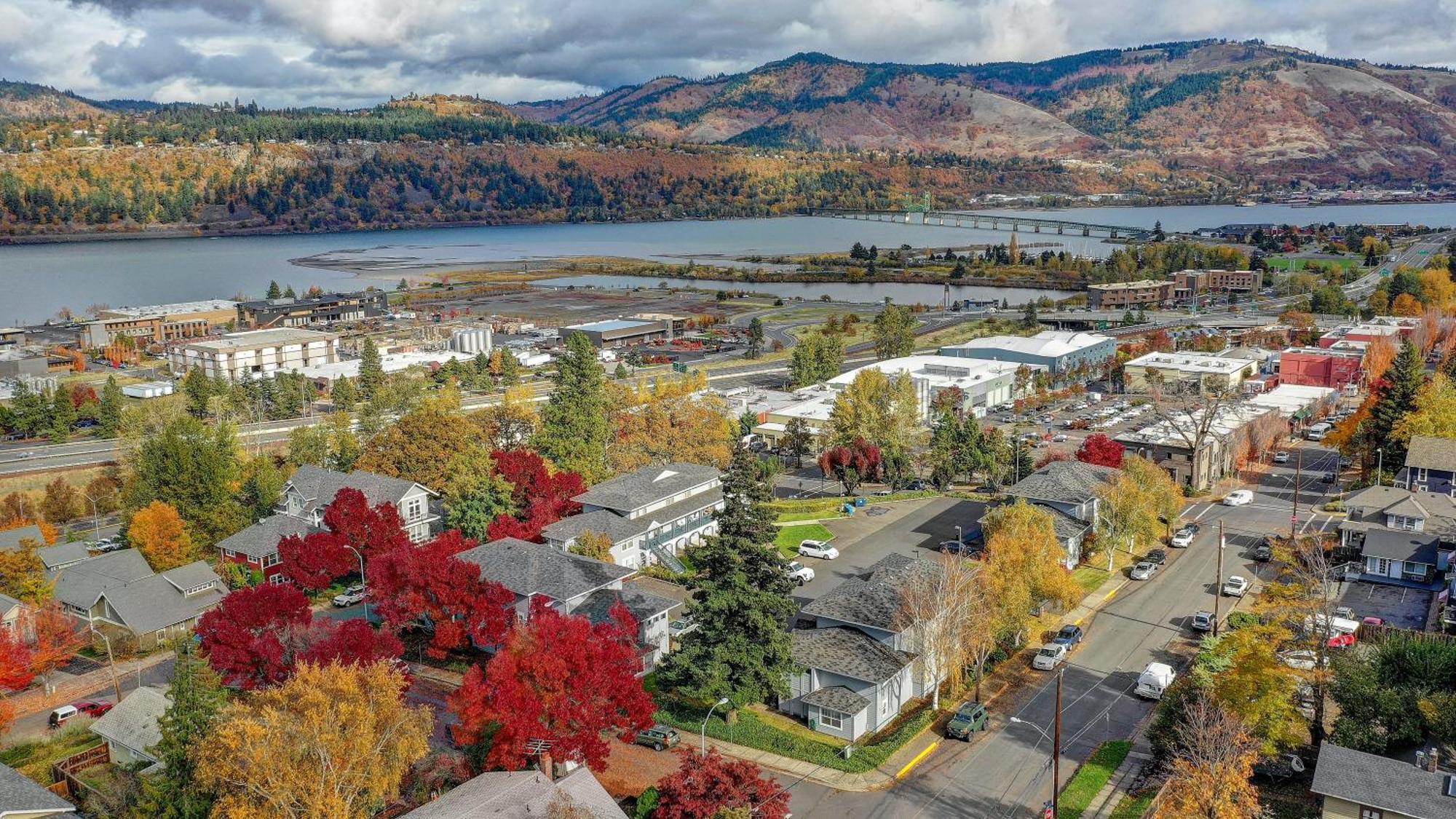 15 Lodge Hood River Exteriör bild